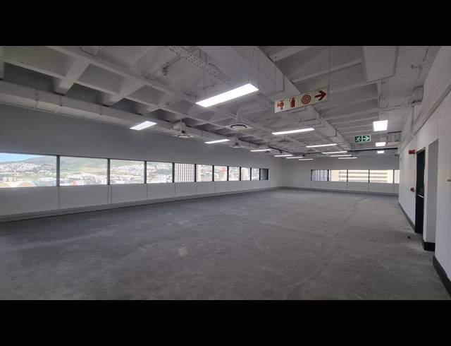 1,912M² OFFICE TO LET IN CAPE TOWN CITY CENTRE